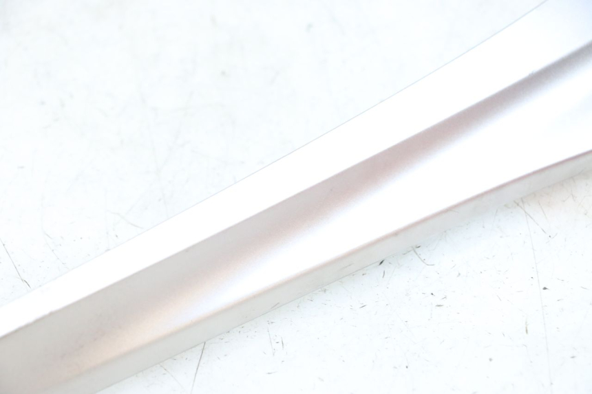 photo de LINKER UNTERE SEITENVERKLEIDUNG YAMAHA XMAX X-MAX ABS 125 (2017 - 2020) - Geprüftes Gebrauchtteil