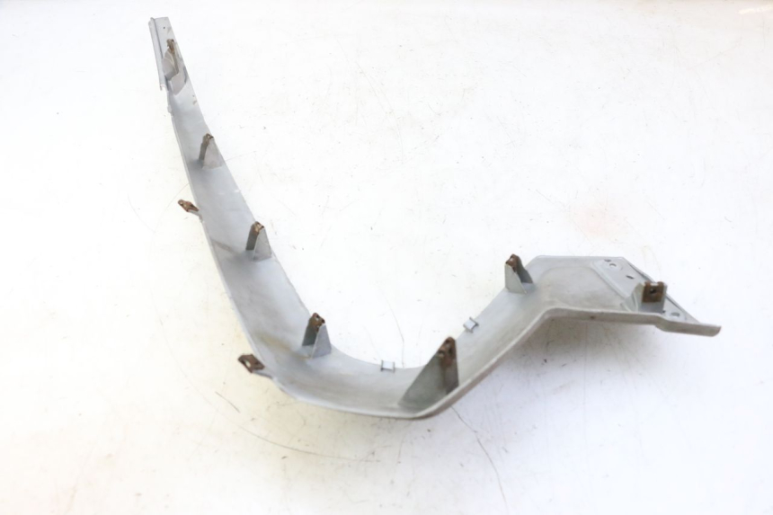 photo de UNTERBODEN LINKS YAMAHA X-MAX XMAX 250 (2006 - 2009) - Detailansicht des Bauteils