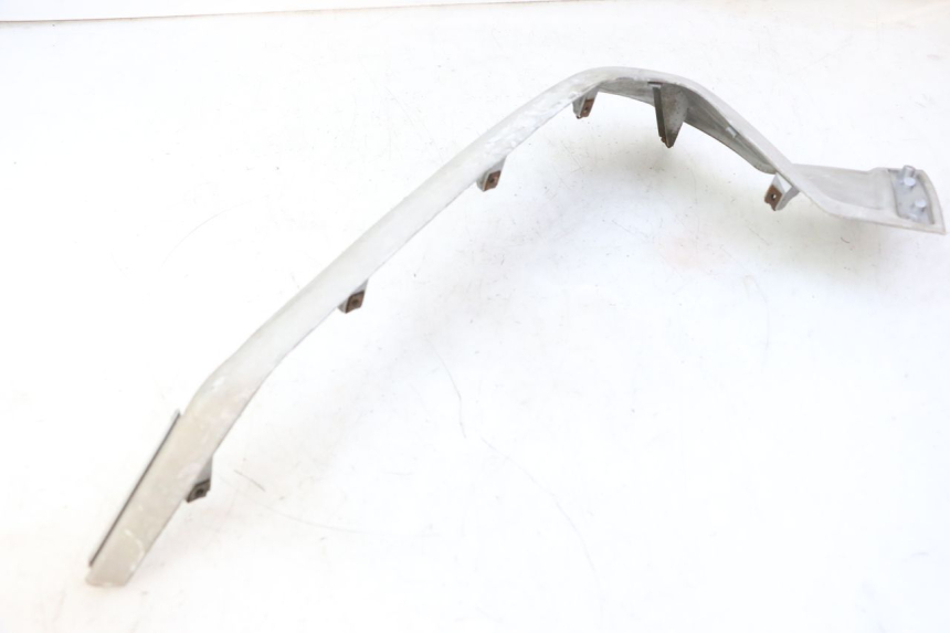 photo de UNTERBODEN LINKS YAMAHA X-MAX XMAX 250 (2006 - 2009) - Technische Nahaufnahme