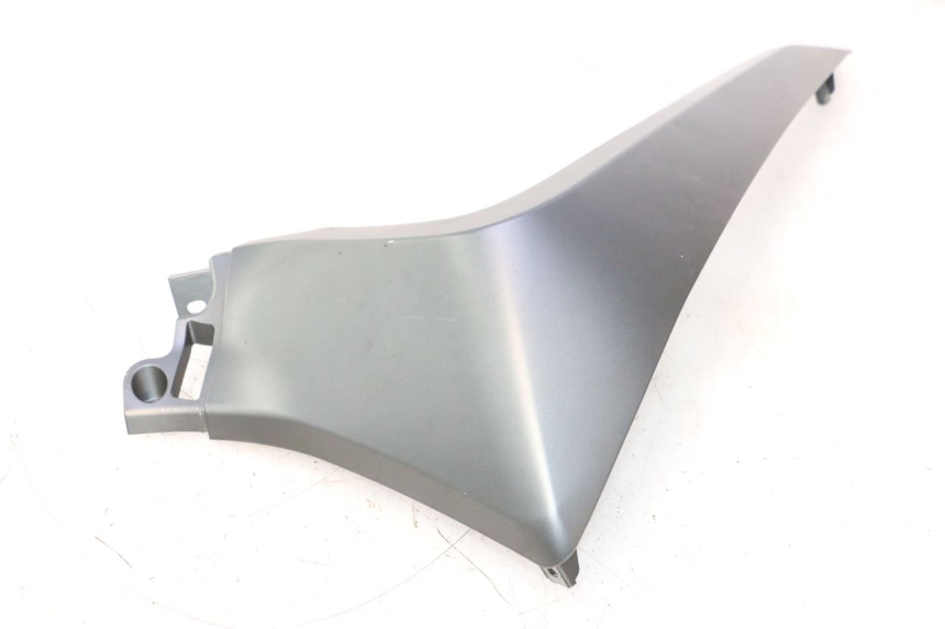 photo de UNTERBODEN LINKS YAMAHA X-MAX XMAX 125 (2010 - 2013) - Detailansicht des Bauteils