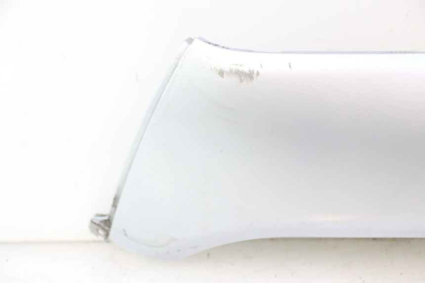 photo de UNTERBODEN LINKS PIAGGIO X8 STREET 125 (2006 - 2007) - Detailansicht des Bauteils