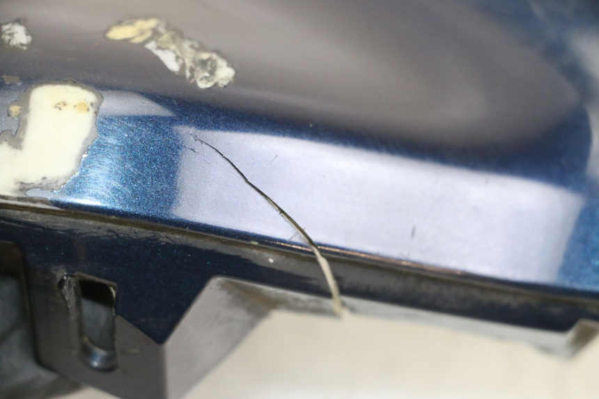 photo de LINKER UNTERE SCHWELLER PIAGGIO XEVO - X EVO 125 (2007 - 2017) - Details der Befestigungspunkte