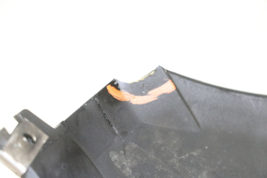 photo de LINKER UNTERE SCHWELLER PIAGGIO XEVO - X EVO 125 (2007 - 2017) - Zoom auf Gebrauchszustand