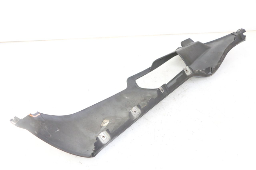 photo de LINKER UNTERE SCHWELLER PIAGGIO XEVO - X EVO 125 (2007 - 2017) - Alternative Perspektive