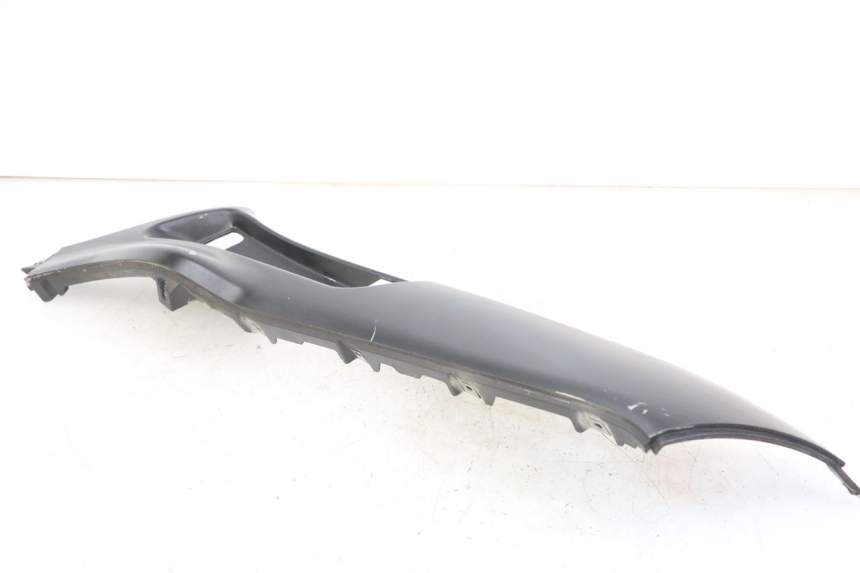 photo de LINKER UNTERE SCHWELLER PIAGGIO XEVO - X EVO 125 (2007 - 2017) - Details der Befestigungspunkte