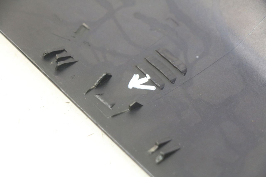 photo de UNTERBODEN LINKS YAMAHA YP MAJESTY 125 (1998 - 2001) - Zoom auf Gebrauchszustand