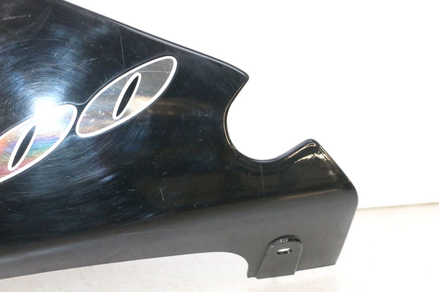 photo de UNTERBODEN LINKS KAWASAKI ZZR 600 (1995 - 2004) - Detailansicht des Bauteils