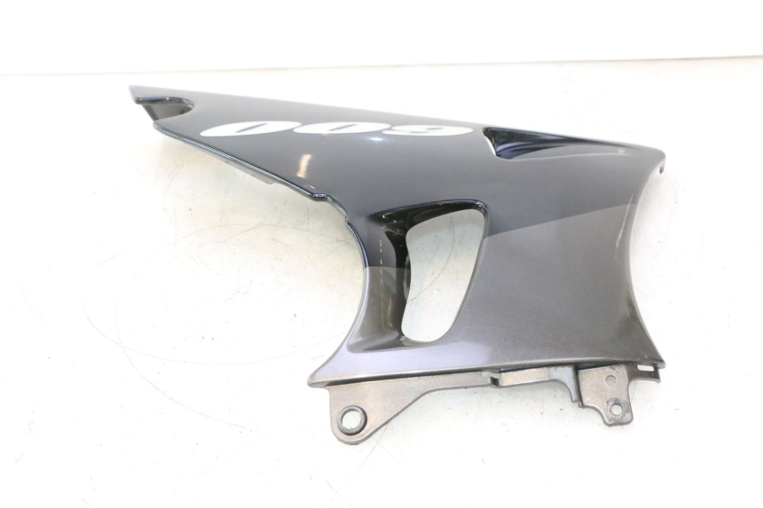 photo de UNTERBODEN LINKS KAWASAKI ZZR 600 (1995 - 2004) - Technische Nahaufnahme