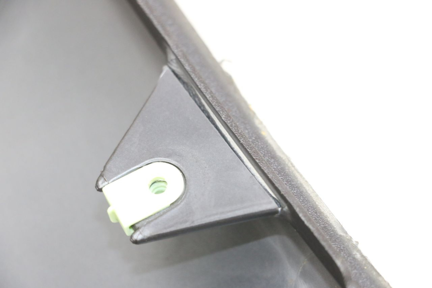 photo de Unterboden PEUGEOT GEOPOLIS RS 125 (2007 - 2009) - Zoom auf Gebrauchszustand