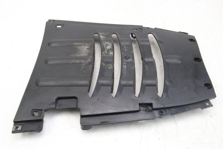 photo de UNTERBODEN NECO GPX 4T 50 (2018 - 2022) - Zoom auf Gebrauchszustand