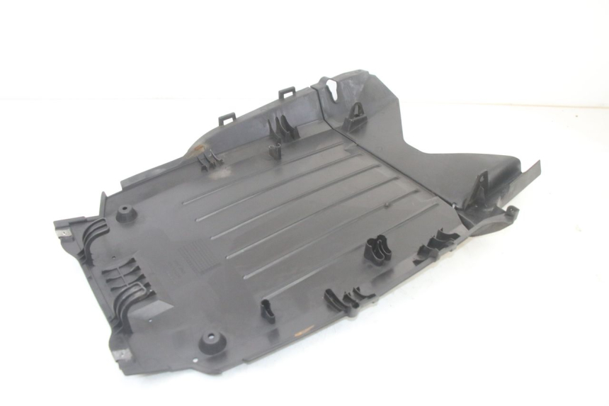 photo de UNTERBODEN HONDA FORZA 125 (2021 - 2025) - Alternative Perspektive