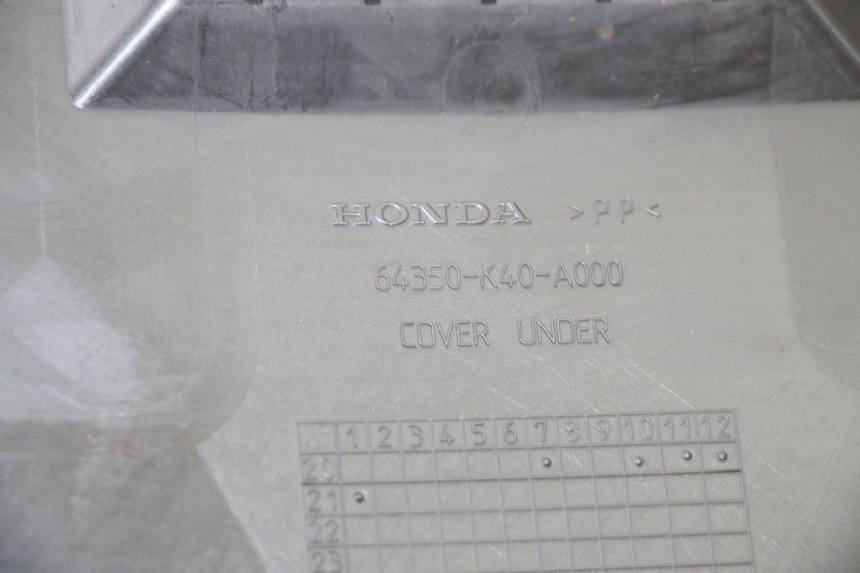 photo de UNTERBODEN HONDA FORZA 125 (2021 - 2025) - Details der Befestigungspunkte