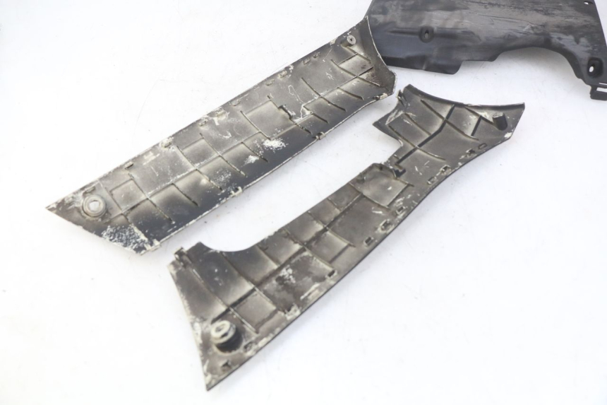 photo de UNTERFAHRSCHUTZ PEUGEOT KISBEE 2T 50 (2010 - 2017) - Detailansicht des Bauteils