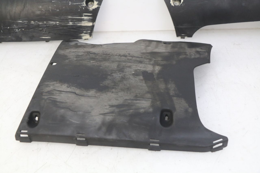 photo de UNTERFAHRSCHUTZ PEUGEOT KISBEE 2T 50 (2010 - 2017) - Geprüftes Gebrauchtteil