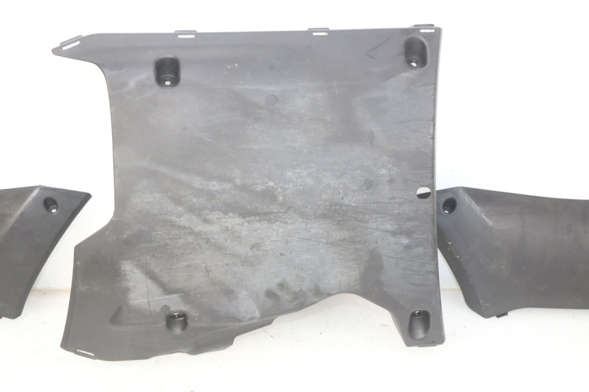 photo de UNTERFAHRSCHUTZ PEUGEOT KISBEE 2T 50 (2010 - 2017) - Oberflächenzustand und Material