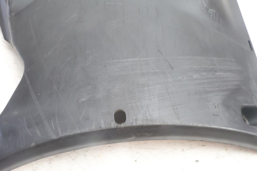 photo de UNTERBODEN PEUGEOT KISBEE 4T 50 (2010 - 2017) - Details der Befestigungspunkte