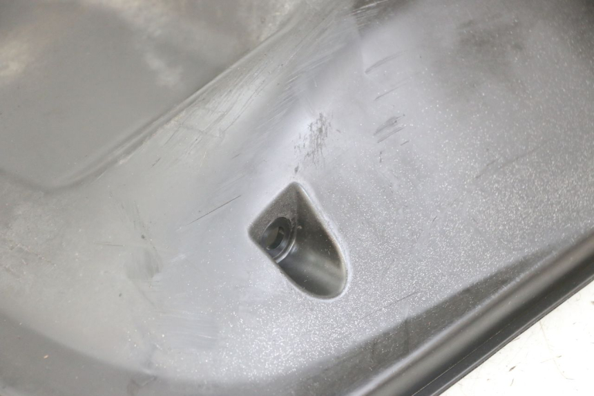 photo de UNTERBODEN KYMCO DINK 4T 50 (2007 - 2018) - Oberflächenzustand und Material