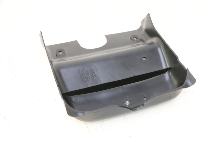 photo de UNTERBODEN PIAGGIO MP3 LT 400 (2007 - 2012) - Detailansicht des Bauteils