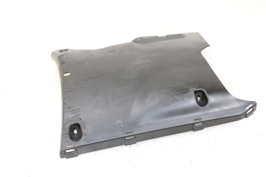 photo de UNTERBODEN PEUGEOT STREETZONE 4T 50 (2018 - 2023) - Technische Nahaufnahme