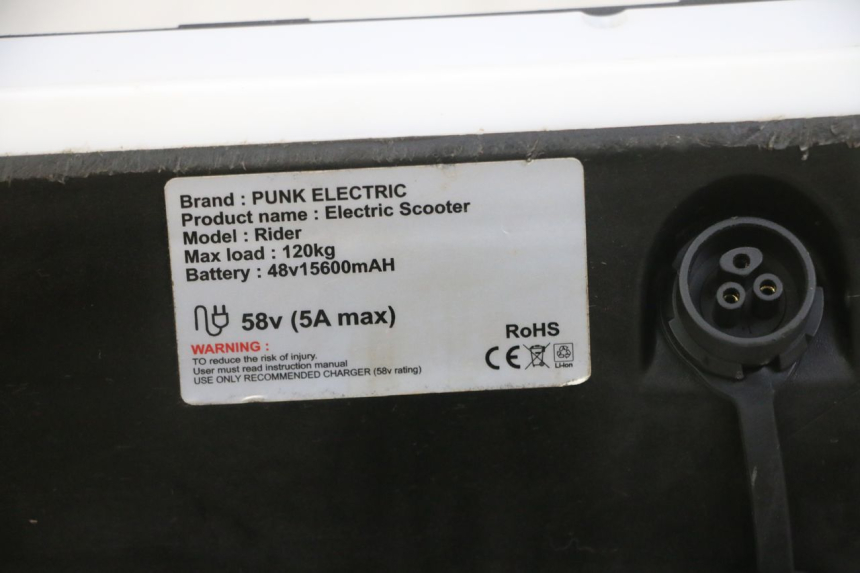 photo de UNTERBODEN PUNK ELECTRIC RIDER 1 - Detailansicht des Bauteils