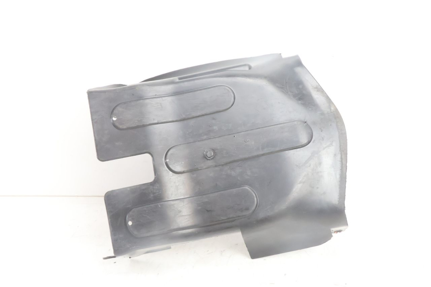 photo de UNTERBODEN TNT MOTOR ROMA 10' 4T 50 (2007 - 2018) - Oberflächenzustand und Material