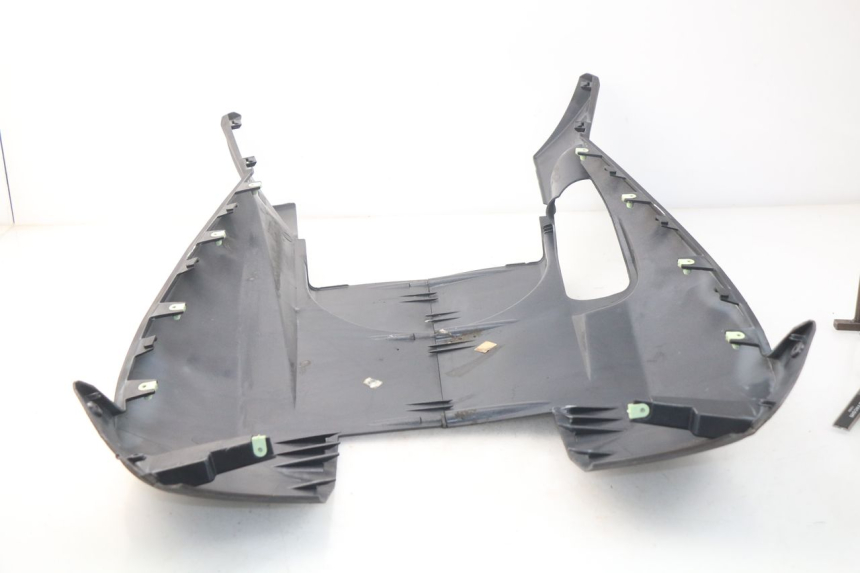 photo de UNTERBODEN PEUGEOT SATELIS 300 (2012 - 2015) - Weitere Ansicht des Artikels