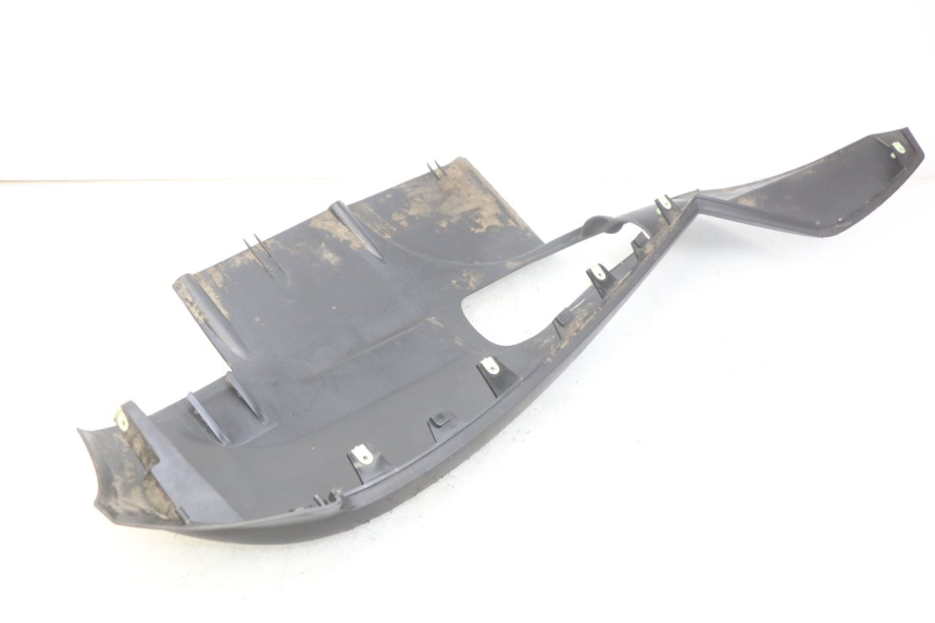 photo de UNTERBODEN PEUGEOT SATELIS 125 (2006 - 2009) - Oberflächenzustand und Material