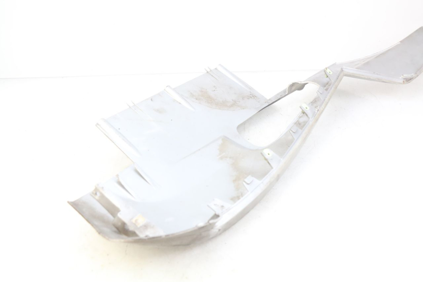 photo de UNTERBODEN PEUGEOT SATELIS 125 (2010 - 2012) - Zoom auf Gebrauchszustand