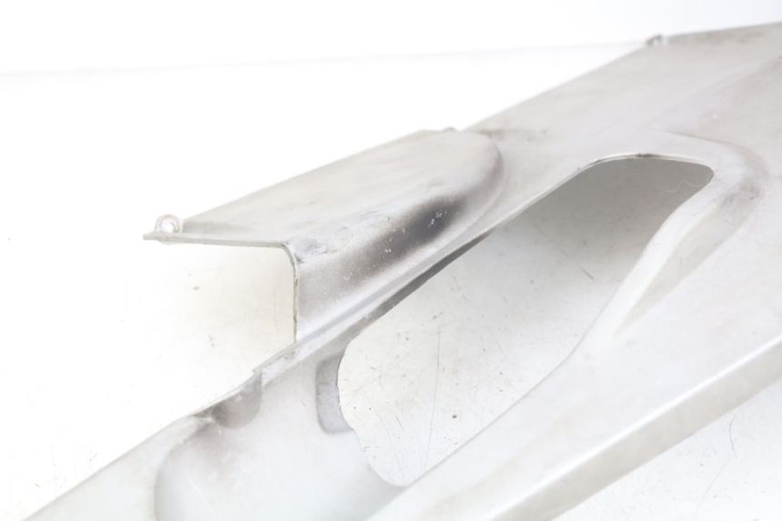 photo de UNTERBODEN PEUGEOT SATELIS 125 (2010 - 2012) - Details der Befestigungspunkte