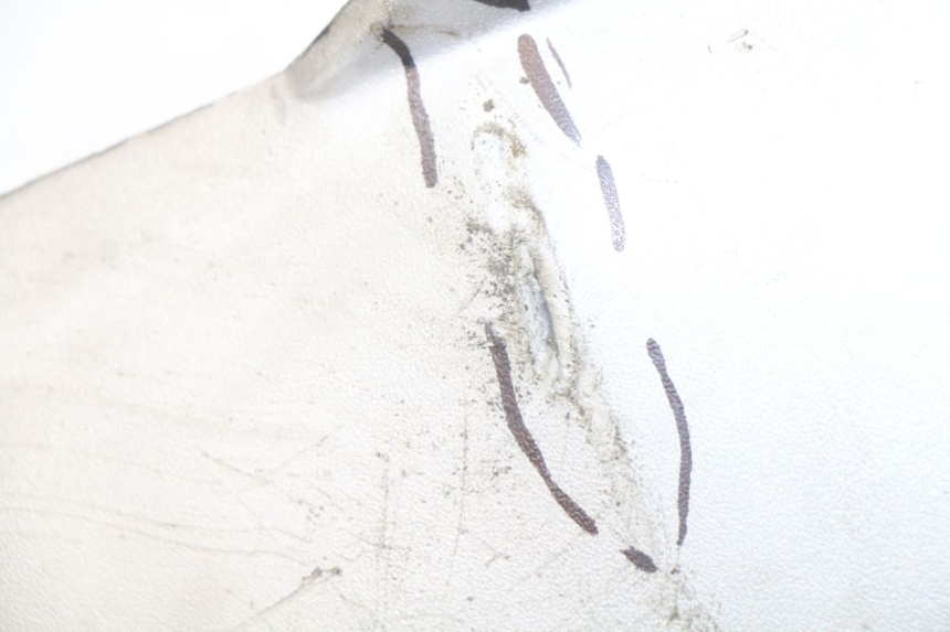 photo de UNTERBODEN PEUGEOT SATELIS 125 (2010 - 2012) - Kennzeichnungen und Originalreferenzen