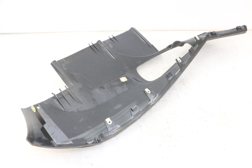 photo de UNTERBODEN PEUGEOT SATELIS 125 (2013 - 2018) - Detailansicht des Bauteils