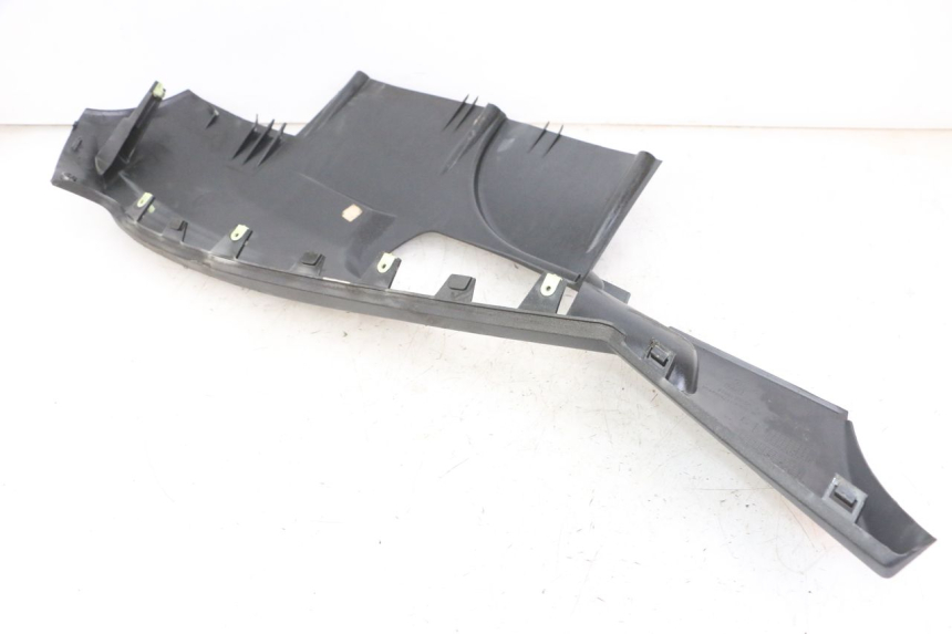 photo de UNTERBODEN PEUGEOT SATELIS 125 (2013 - 2018) - Zoom auf Gebrauchszustand