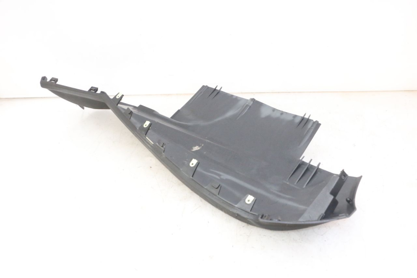 photo de UNTERBODEN PEUGEOT SATELIS 125 (2013 - 2018) - Kennzeichnungen und Originalreferenzen