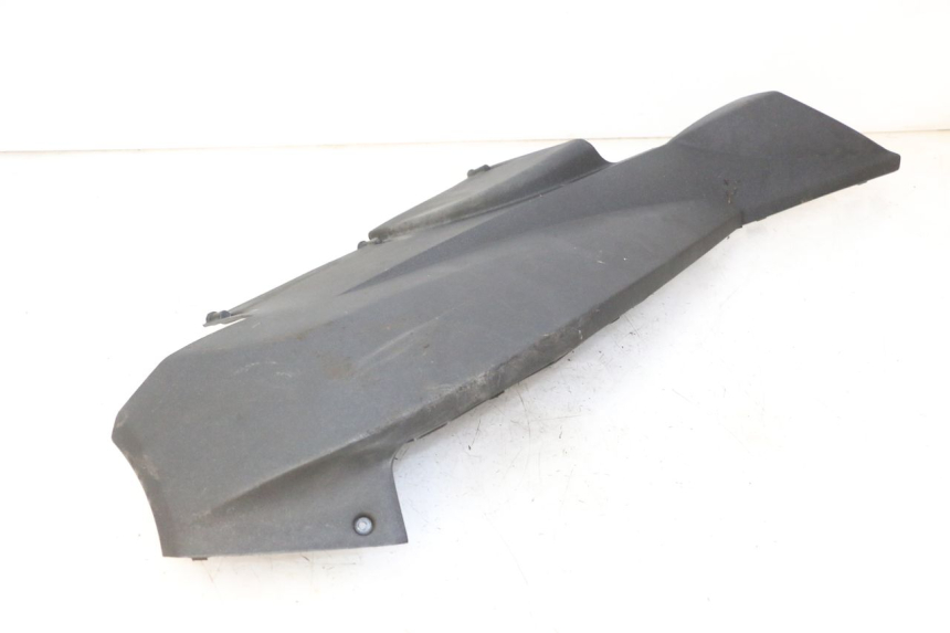 photo de UNTERBODEN PEUGEOT SATELIS 125 (2013 - 2018) - Zoom auf Komponenten