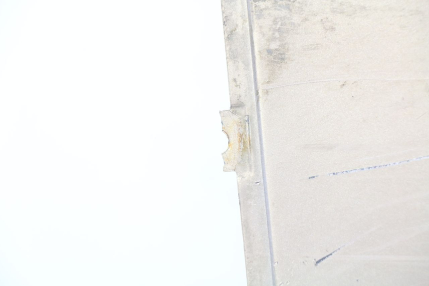 photo de UNTERBODEN APRILIA SCARABEO GT 125 (1999 - 2007) - Kennzeichnungen und Originalreferenzen