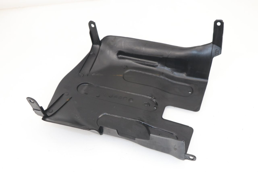 photo de UNTERBODEN TNT MOTOR ROMA 10' 4T 50 (2007 - 2018) - Alternative Perspektive