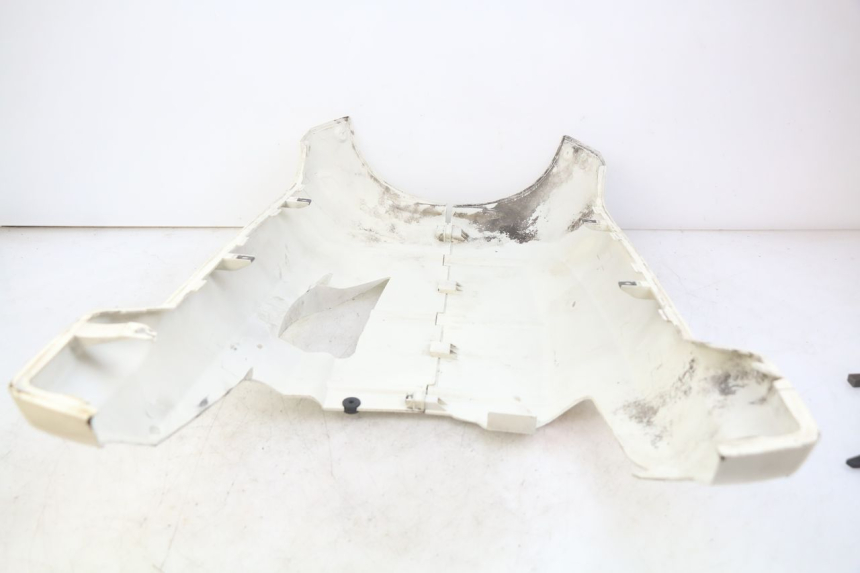 photo de UNTERBODEN PEUGEOT VIVACITY NEW 4T 50 (2008 - 2017) - Details der Befestigungspunkte