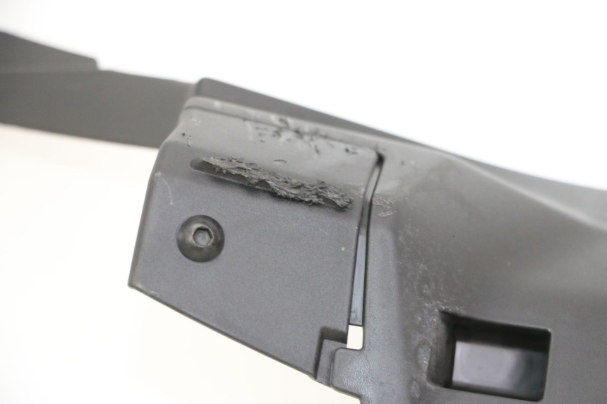 photo de UNTERBODEN YAMAHA XMAX X-MAX 125 (2021 - 2025) - Charakteristische Merkmale