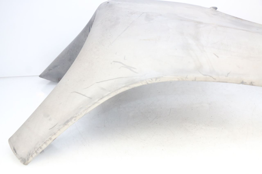 photo de UNTERFAHRSCHUTZ PIAGGIO X9 EVOLUTION 250 (2003 - 2007) - Oberflächenzustand und Material