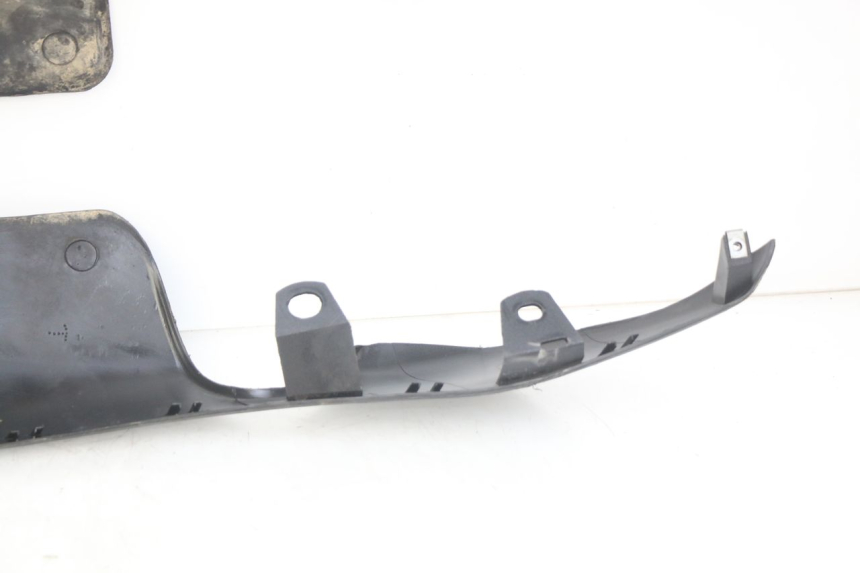 photo de UNTERBODEN PIAGGIO ZIP 4T 50 (2018 - 2020) - Kennzeichnungen und Originalreferenzen