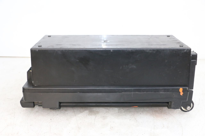 photo de BATTERIE E-MAX 80L 1 (2011 - 2014) - Kennzeichnungen und Originalreferenzen