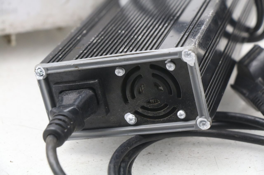 photo de BATTERIE ERIDER CARGO 1 (2009 - 2018) - Detaillierte Sichtprüfung