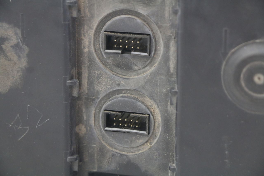 photo de BATTERIE PEUGEOT E-VIVACITY 1 (2012 - 2018) - Zoom auf Gebrauchszustand