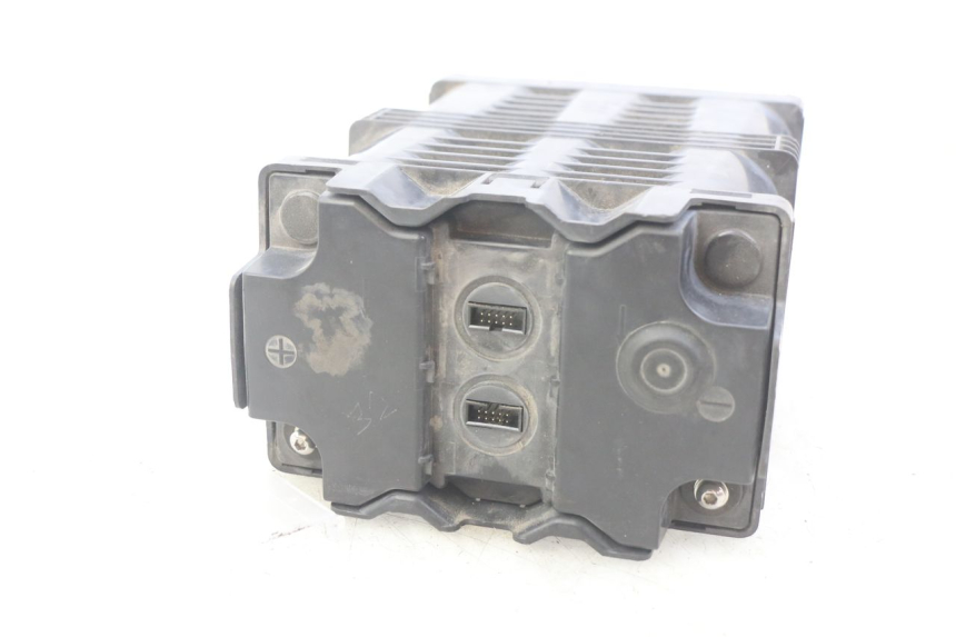 photo de BATTERIE PEUGEOT E-VIVACITY 1 (2012 - 2018) - Alternative Perspektive