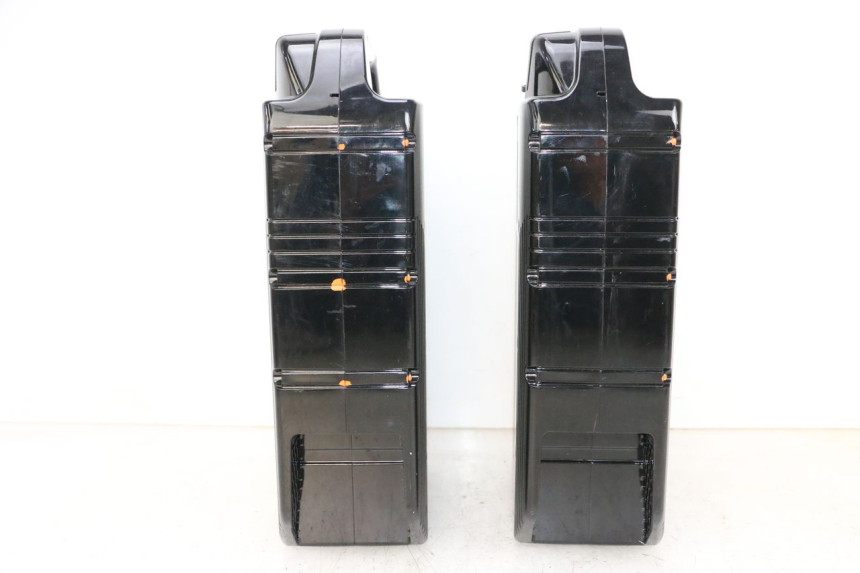 photo de BATTERIE YAMAHA NEO'S CORE 1 (2022 - 2026) - Details der Befestigungspunkte