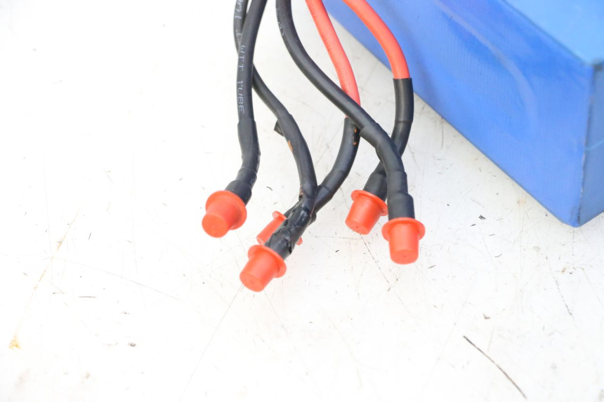 photo de BATTERIE DUALTRON VICTOR LIMITED 1 - Alternativer Blickwinkel