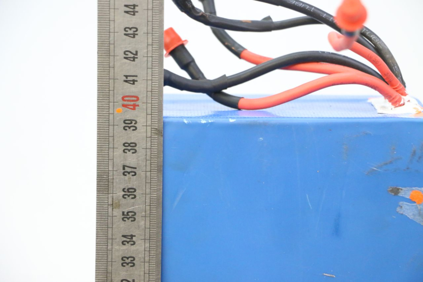 photo de BATTERIE DUALTRON VICTOR LIMITED 1 - Details der Befestigungspunkte