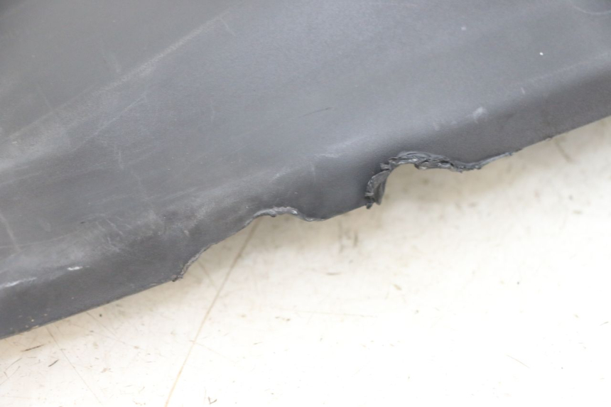 photo de HINTERER KOTFLüGEL KYMCO AGILITY 4T 50 (2018 - 2022) - Details der Befestigungspunkte