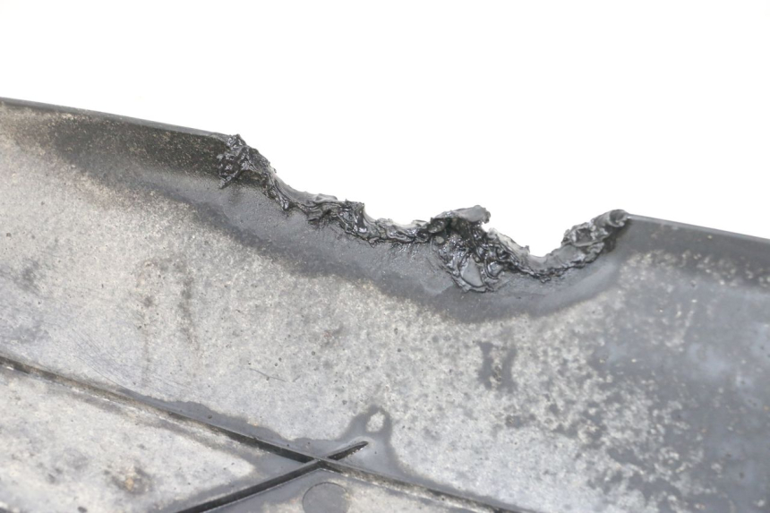 photo de HINTERER KOTFLüGEL KYMCO AGILITY 4T 50 (2005 - 2018) - Detailansicht des Bauteils