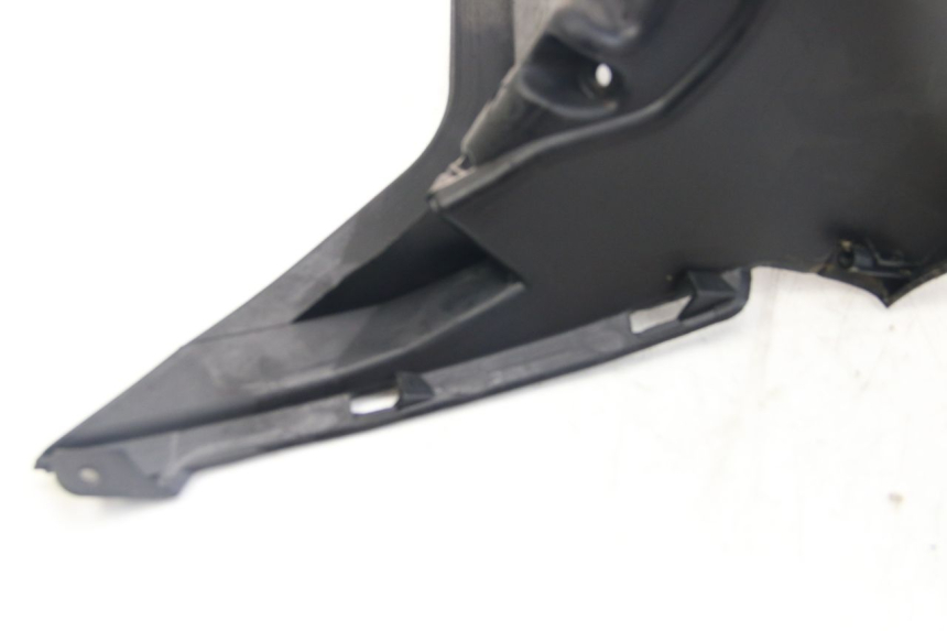 photo de HINTERER KOTFLüGEL KYMCO DOWNTOWN ABS 125 (2015 - 2017) - Details der Befestigungspunkte